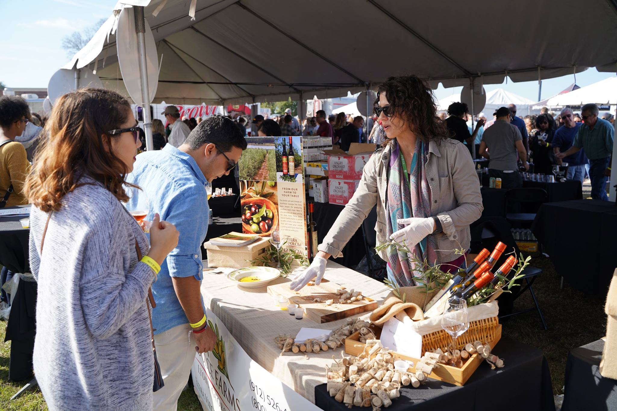 5 Things to know about Savannah Food and Wine Festival Eat It and Like It