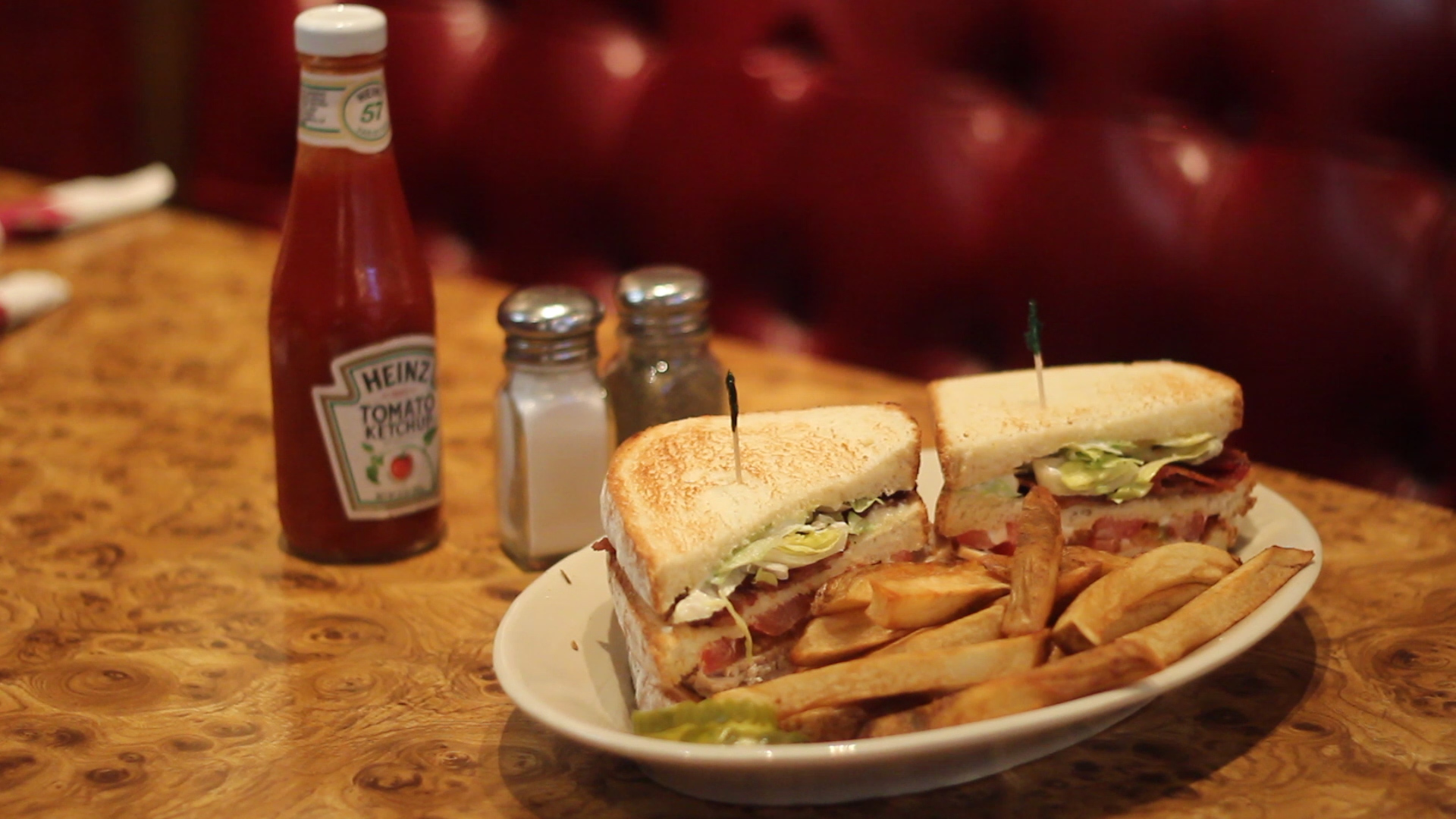 Best Sandwich Savannah Turkey Club At Crystal Beer Parlor Eat It 